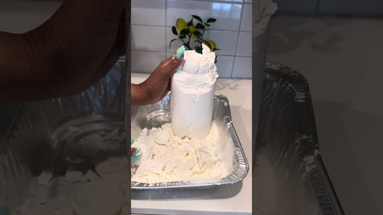 Watch me burst down my 2 litre bottle of chunks | bake method