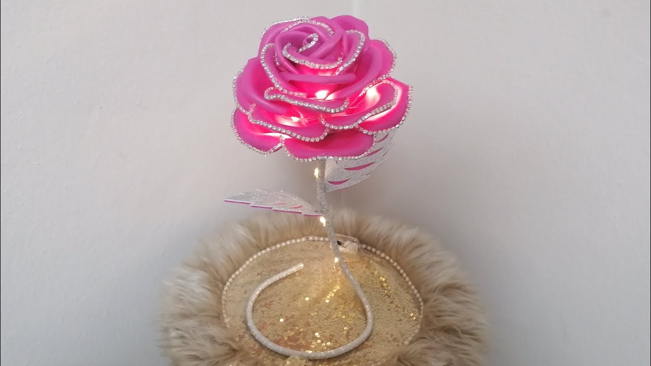 طريقة عمل وردة جورية من الفوم على طابة فلين 🌹 How to make a rose flower on a cork ball with diamonds