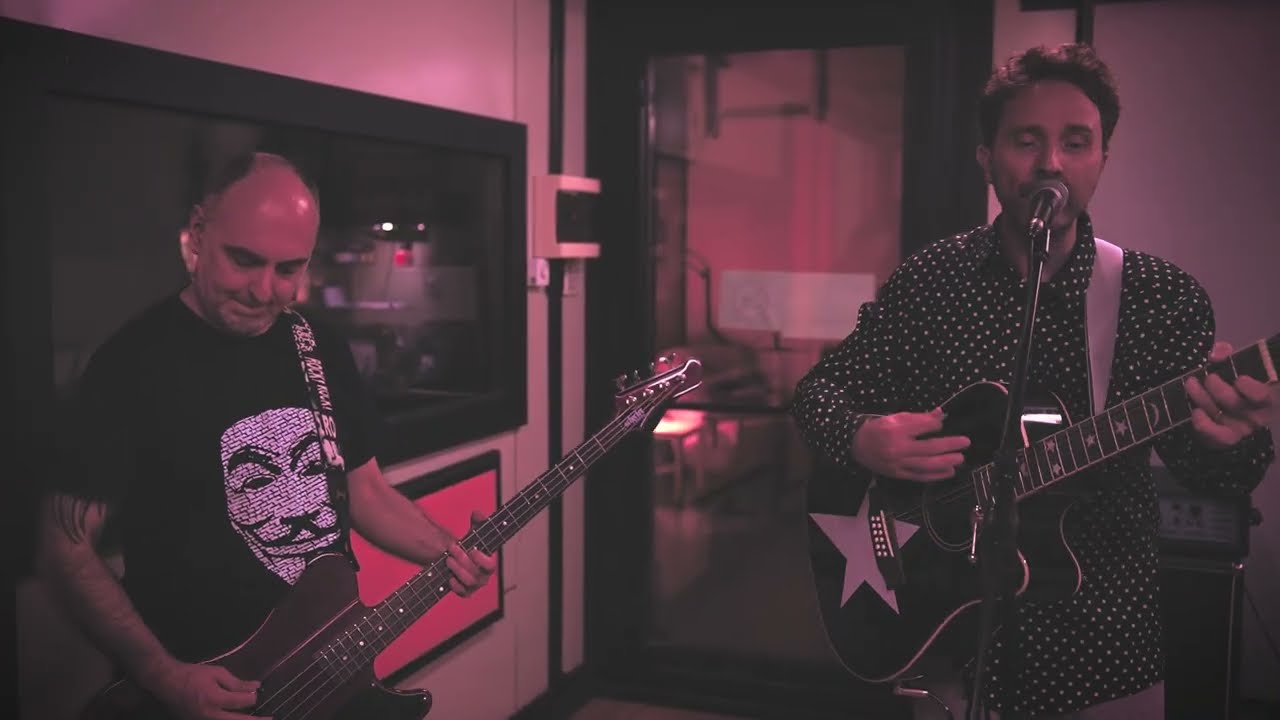 Friday I'm in Love - Live Rehearsal @ Soundy - 3 Songs, 3 Colours
