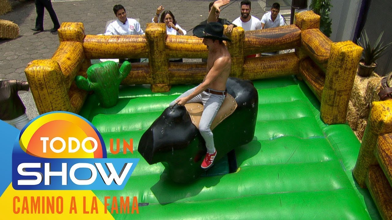¡Roger y los Wapayasos se suben al toro mecánico! | Todo un show