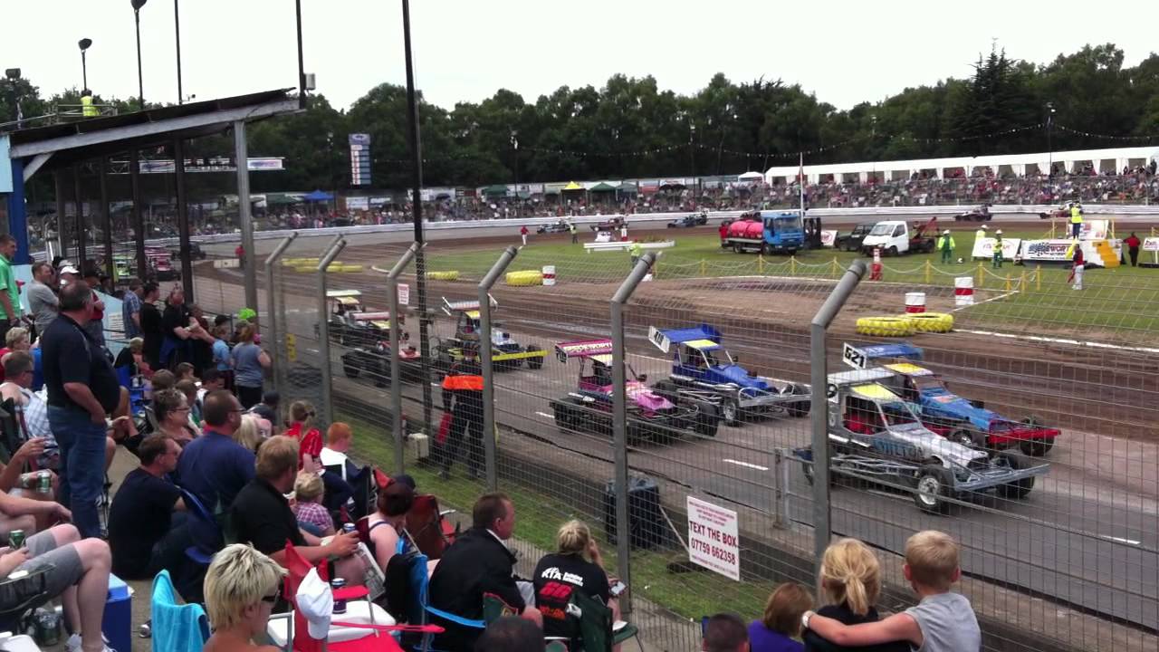 Ipswich Speedweekend 2011 Superstox Heat 1 Start