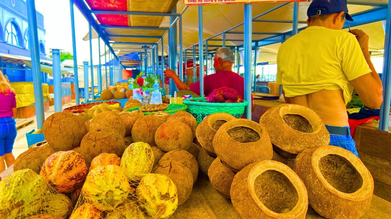 O VER-O-PESO É SURREAL! A Maior Concentração de Sabores do Planeta.