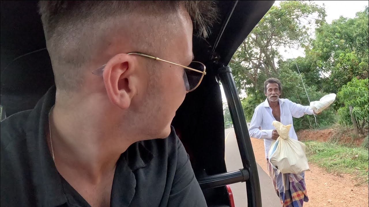 I Became a Taxi Driver in Sri Lanka 🇱🇰