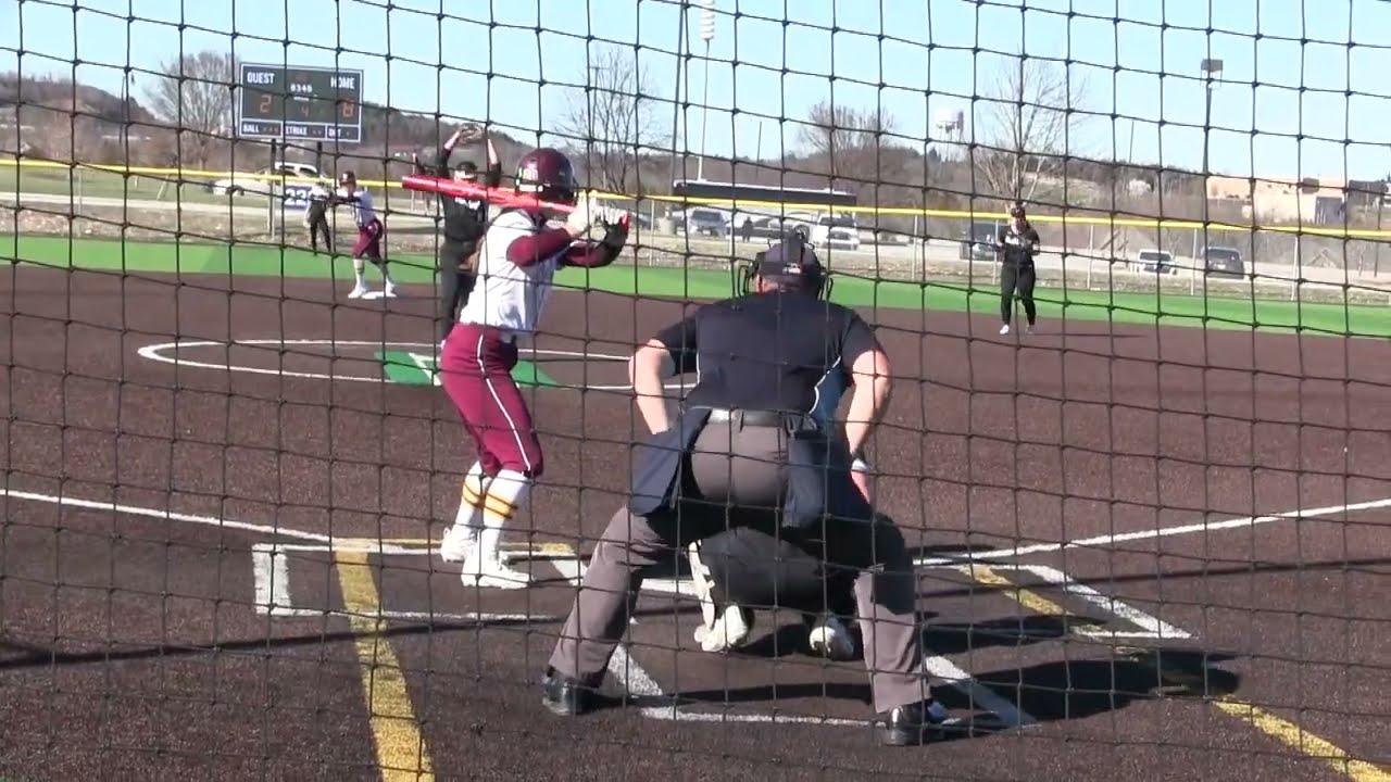Minnesota-Duluth softball 13 - TSU 2