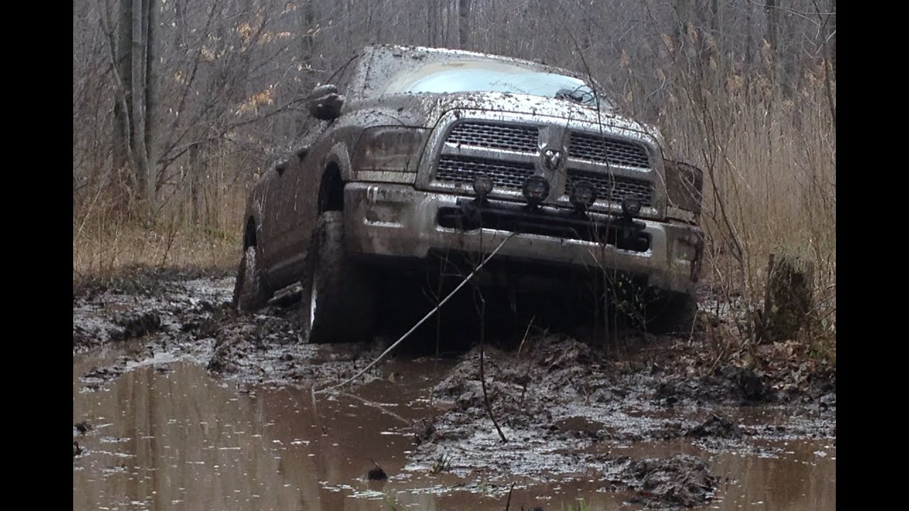 Mud Bogging 2013 Dodge Ram 2500 Power Wagon Michigan Mudding Preview