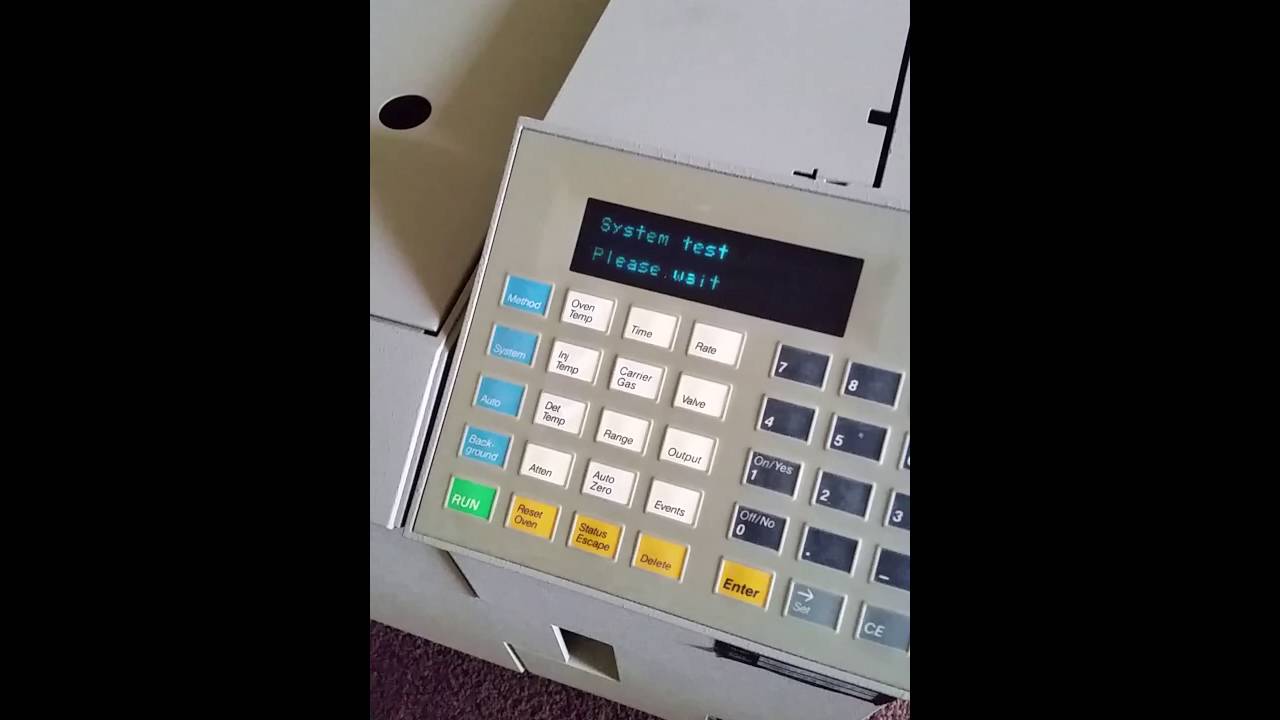 Perkin Elmer Autosistem N6100063 GC GAS Chomatograph + Autosampler