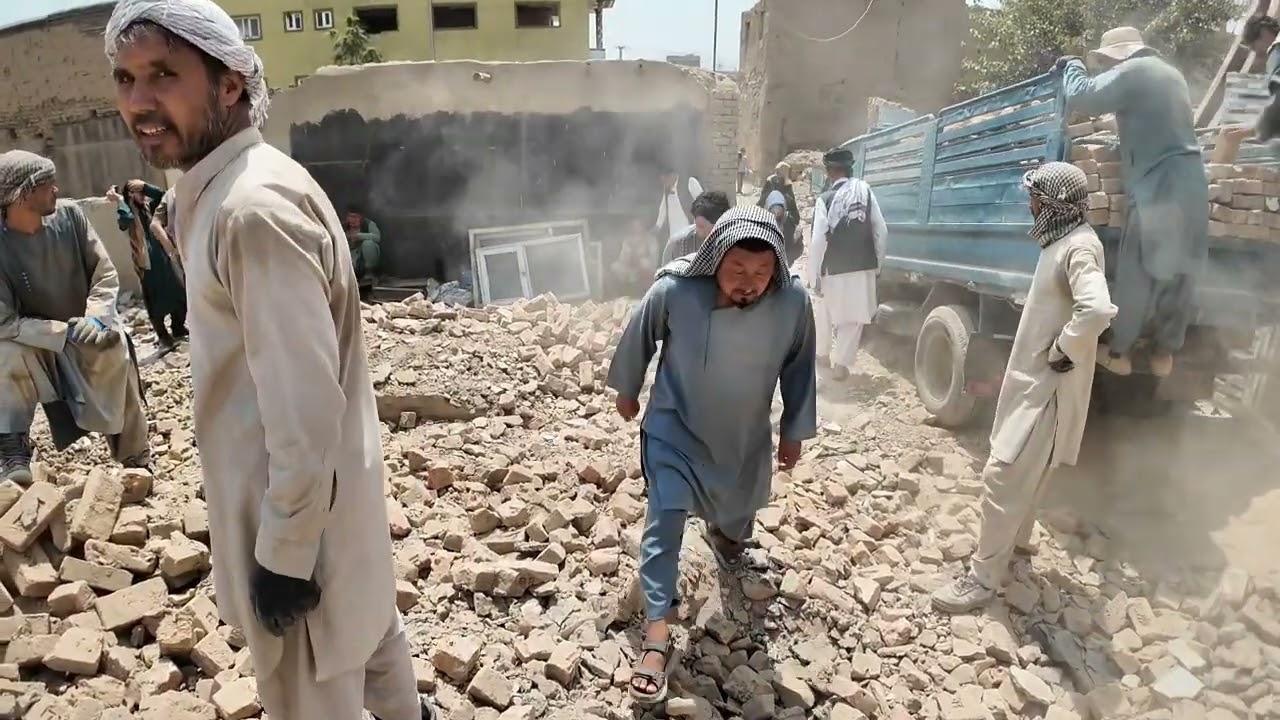 گزارش ویژه تخریب یکباره بیش از 2 هزار خانه در دشت برچی کرایه خانه به آسمان رسیده  