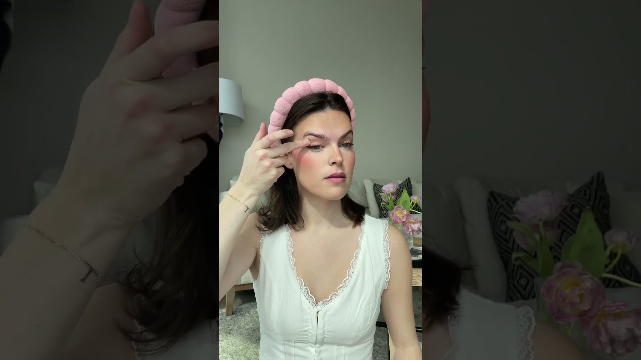 Pink spring makeup tutorial #springmakeuptutorial #springmakeup #simplemakeup #simplemakeuplook
