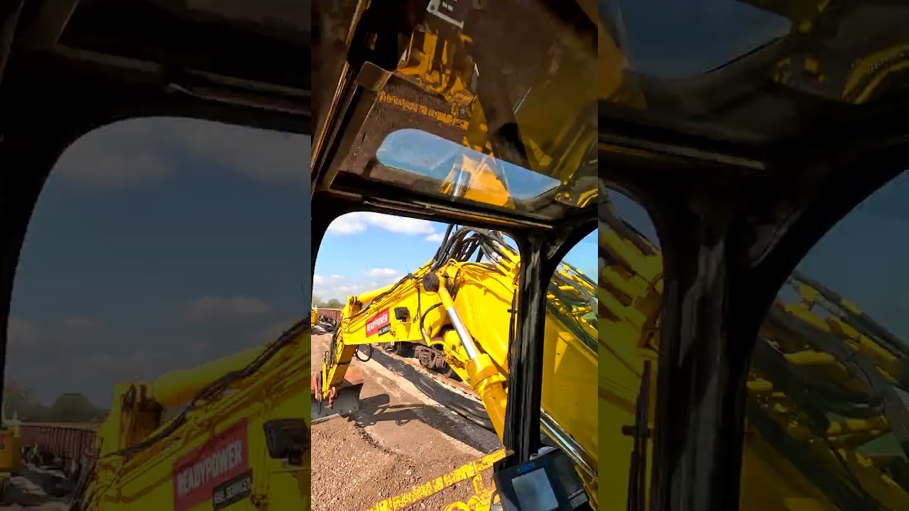 A NORMAL DAY AS AN RRV EXCAVATOR DRIVER .............