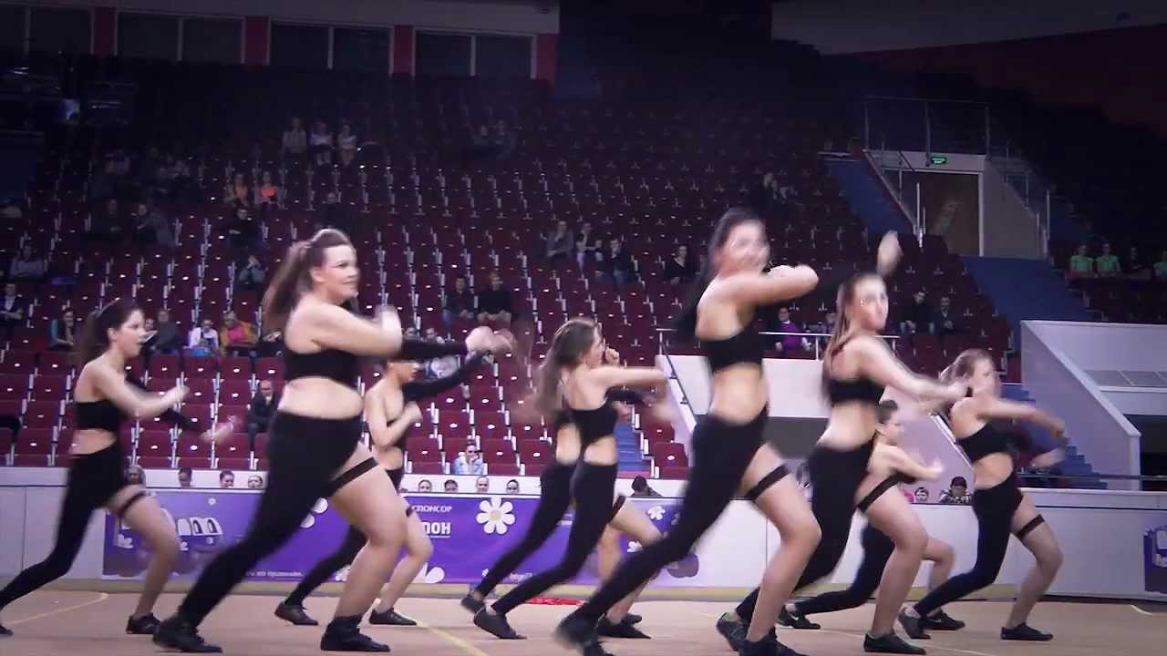 Sunrise Cheerleading Team