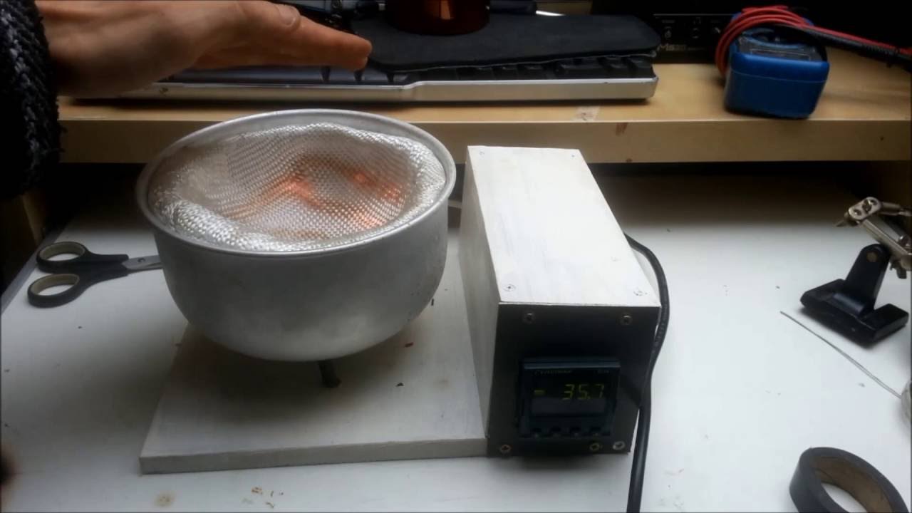 DIY Magnetic Stirring Heating Mantle with PID controller.