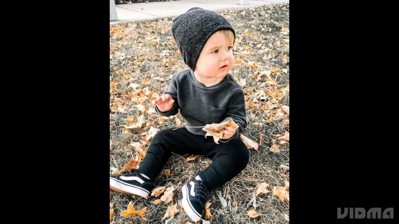 Baby winter outfit photography #babyphotoshoot #baby #diybabyphotoshootideas #babyphotography