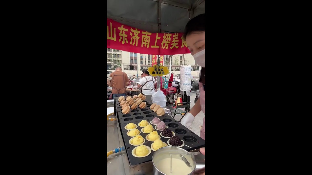 Delicious food live