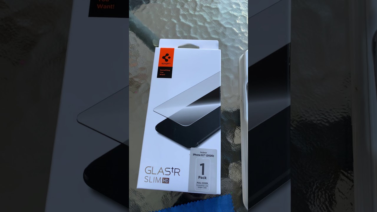 Szkło Spigen Glastr o etui Ringke Fusion iPhone 12 Pro.