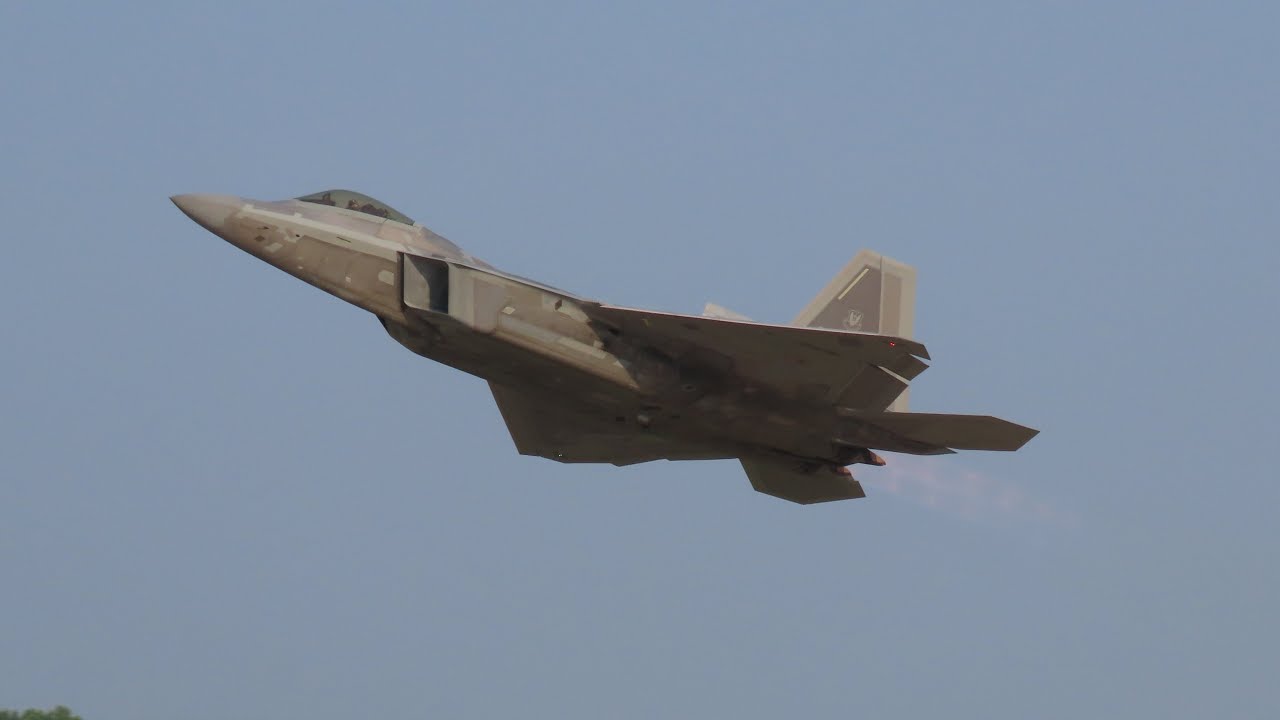 F-22 Raptor Arrival At Oshkosh Airventure 2025
