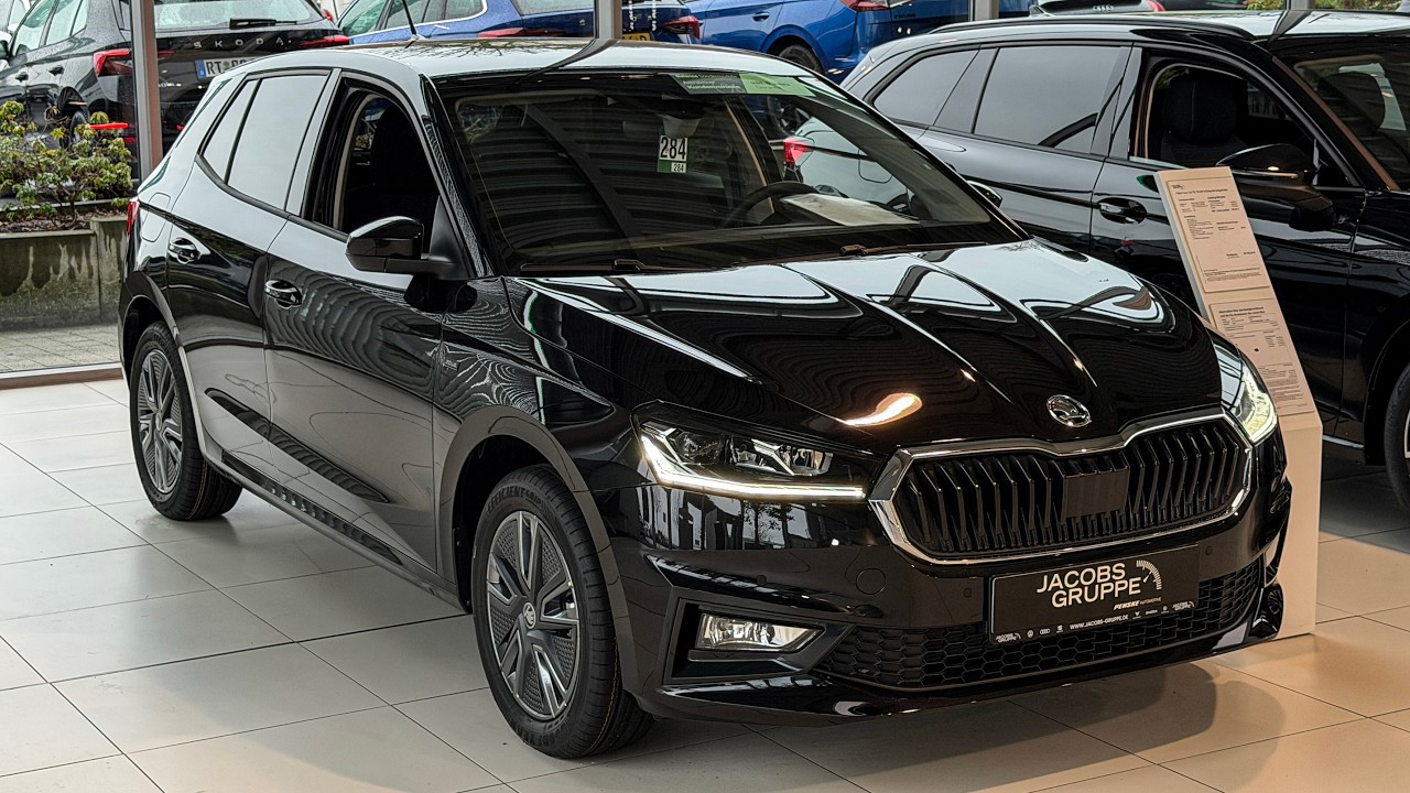 2026 SKODA FABIA TOUR - FULL WALKAROUND 4K (INTERIOR & EXTERIOR)