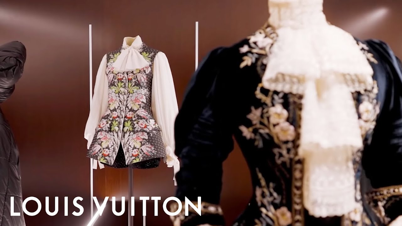 About Time Exhibition at the Costume Institute in New York | LOUIS VUITTON