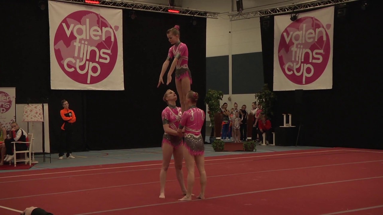 Valentijnscup 2017 Nicole, Britt en Amarins