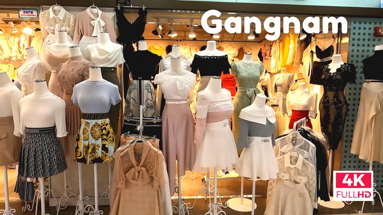 Korean Spring Fashion At Gangnam Underground Shopping Mall Seoul Korea 한국 봄 패션 강남 지하상가 몰