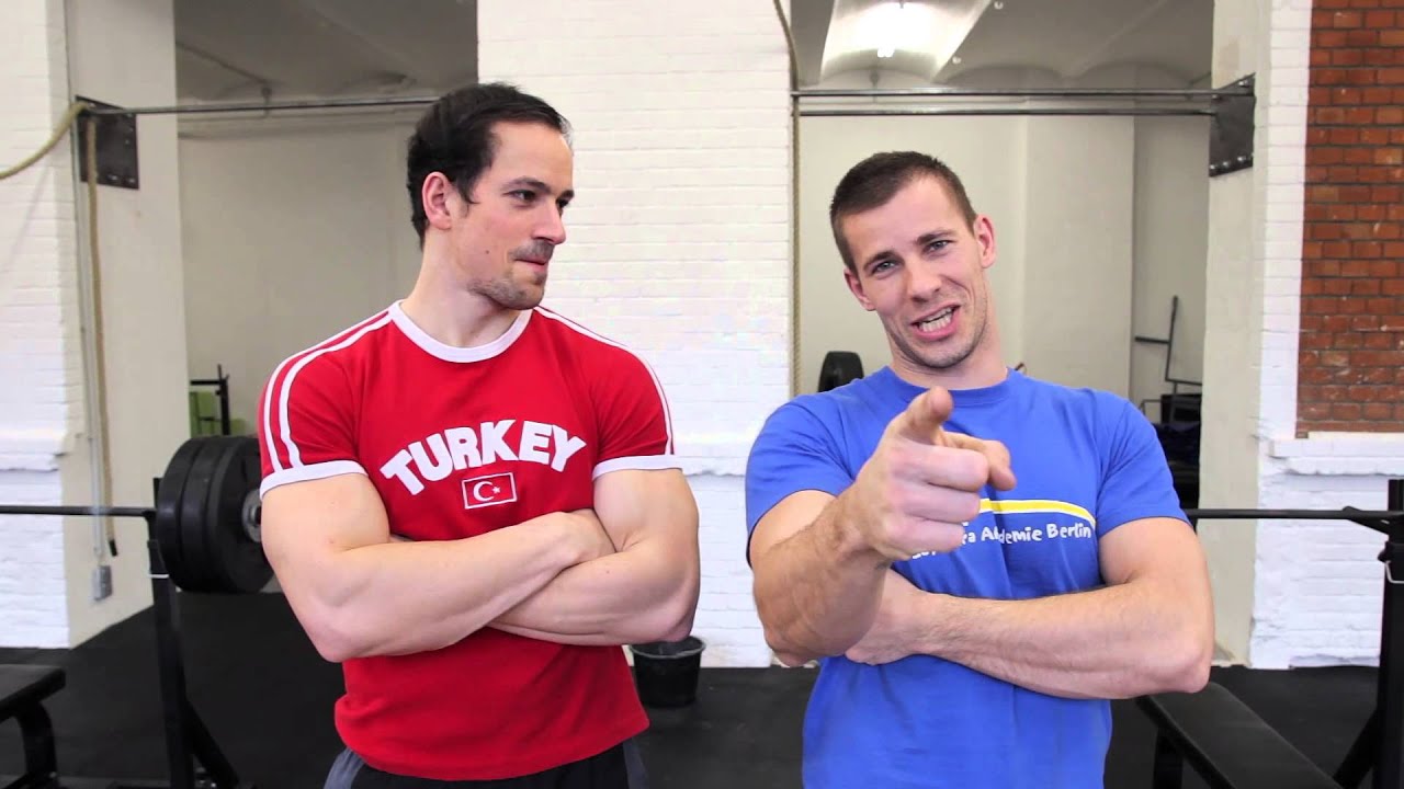 Neue Workouts von JoePaleo & ZurStrandfigur zum Nachmachen 1x pro Woche!