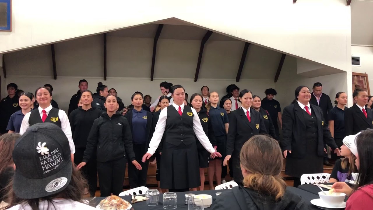 Ke Kura Kaupapa o Hoani Waititi Marae