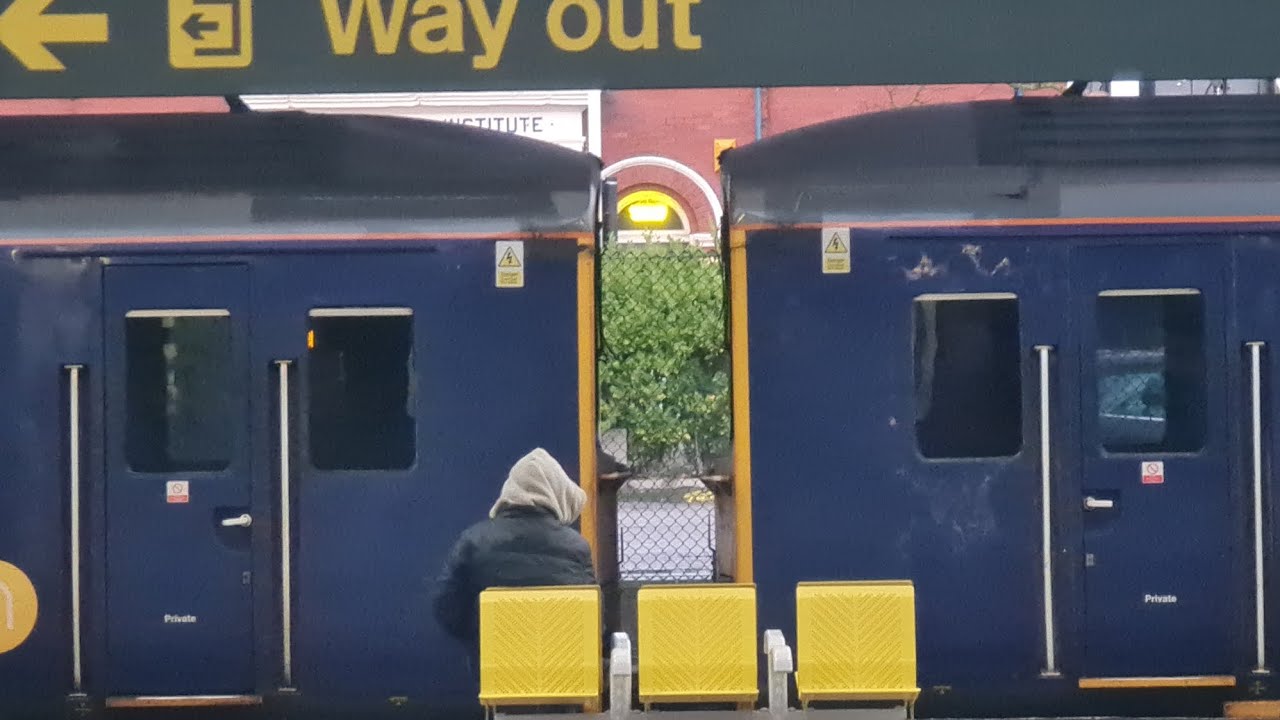 Class 150/1 journey from Wigan Wallgate to Meols Cop