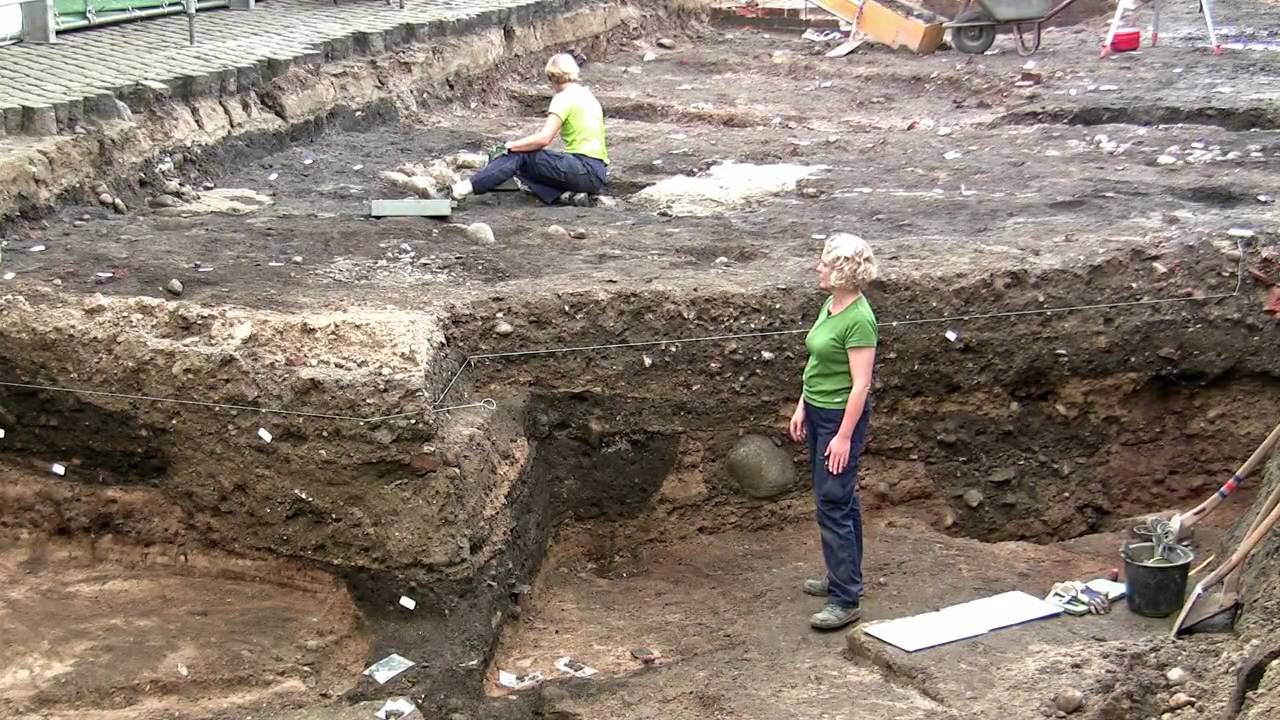 På sporet af det ældste Århus - udgravning på Bispetorvet september 2009