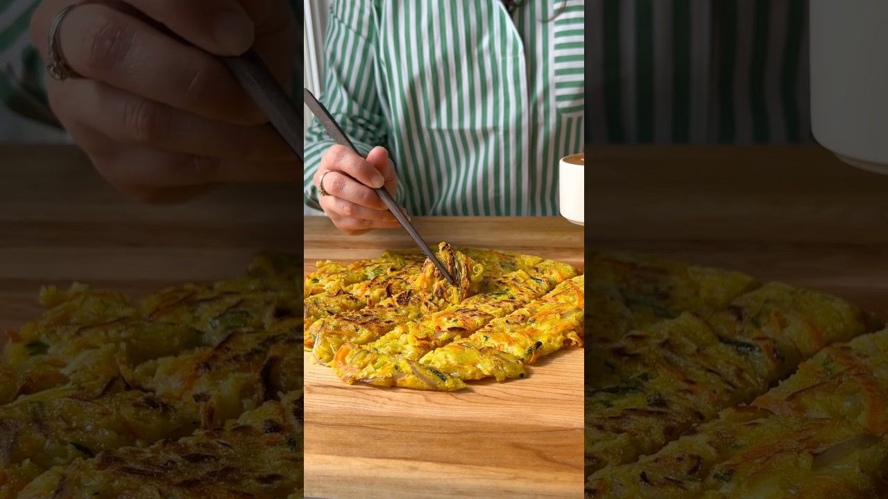 crispy vegetable pancake 🥰 #recipe #shorts