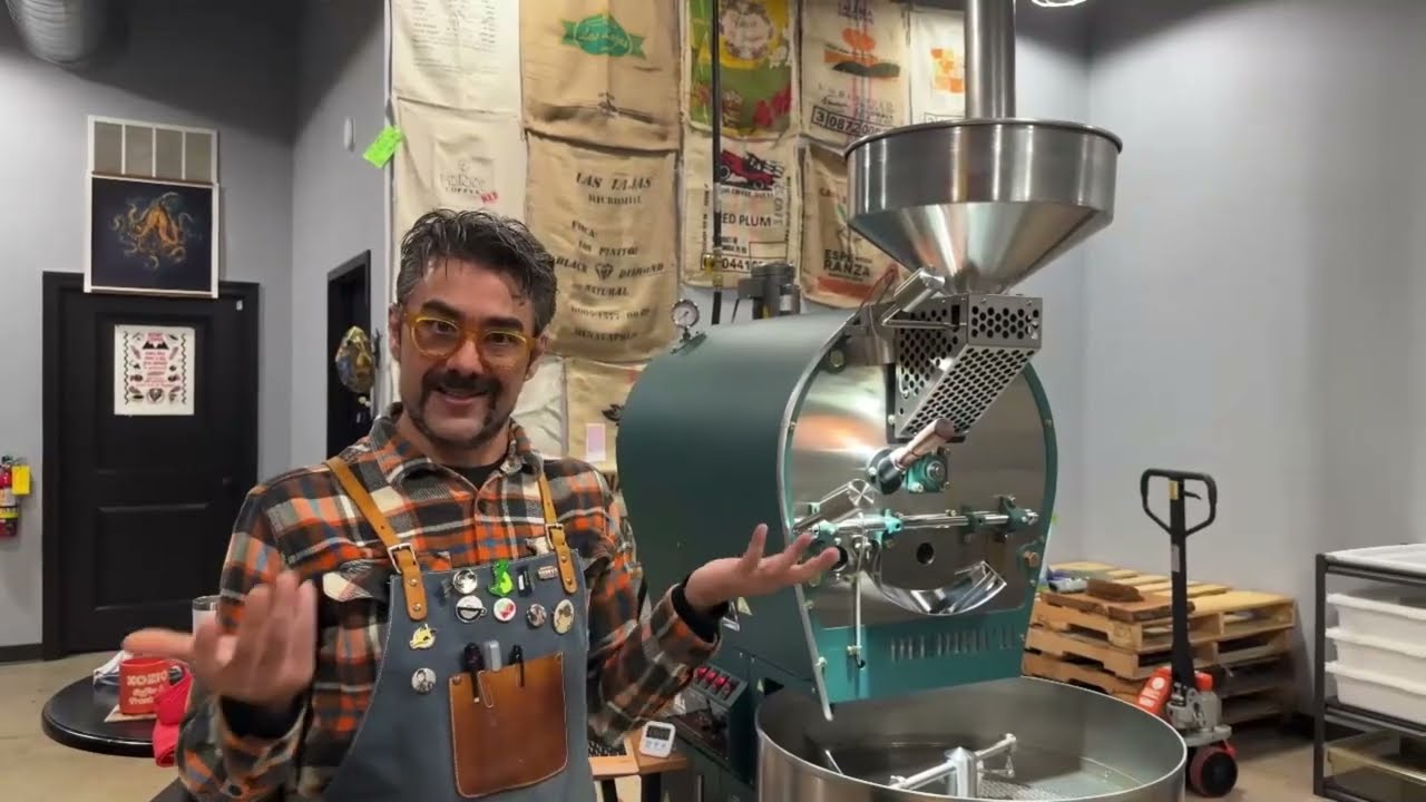 Roast Along with Derek Delapaz on Diedrich IR-12. Xozio's Halve Maen blend.
