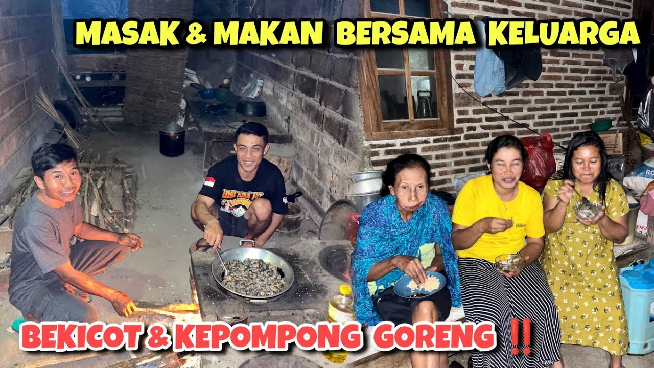 Emak Darti masak bekicot & kepompong goreng ‼️ Rukun hidup di kampung