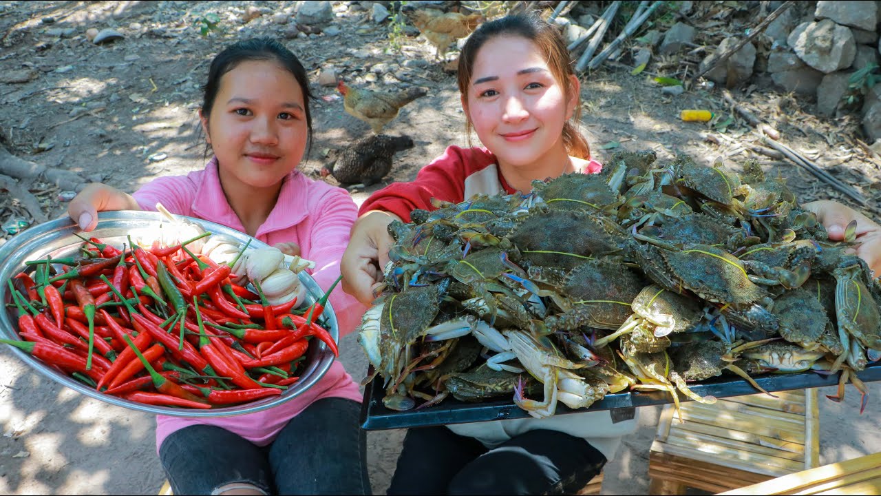 Amazing Spicy Blue Crab Pickle Cooking - Eating Yummy Spicy Blue Crab Pickle  - Cooking With Sros