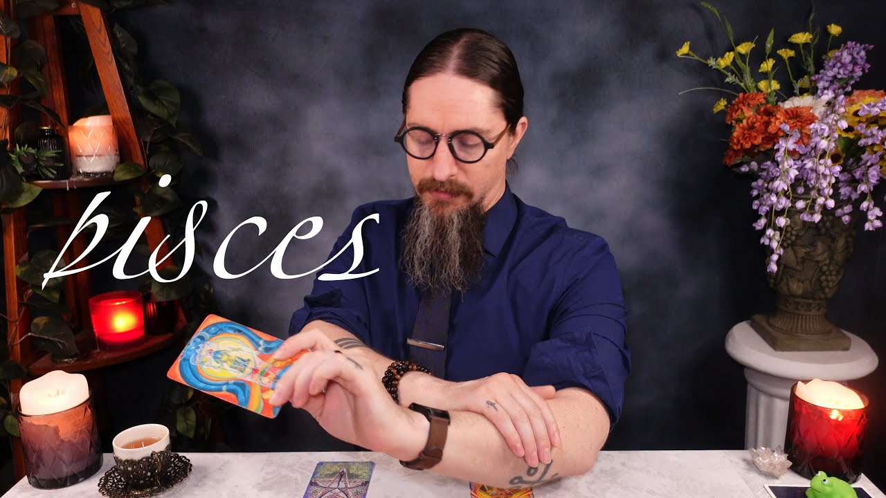 PISCES - “GAVE ME CHILLS! Divine Energy Surrounds You! Great Things Are Happening!” Tarot Reading