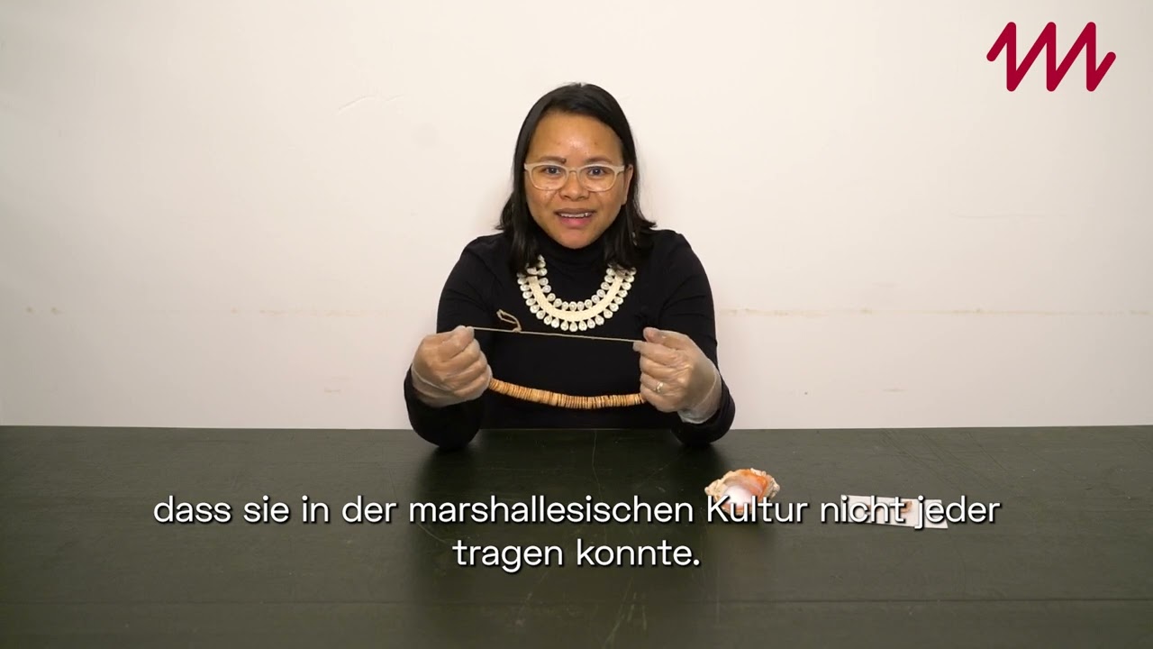 Halskette (marmar) | Handle with Care | Museum Natur und Mensch