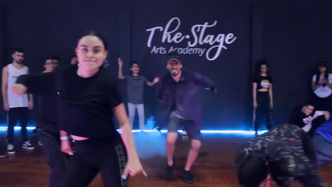Con Altura - Rosalia, J balvin, El Guincho I Azu Araya & Cris Sanchez