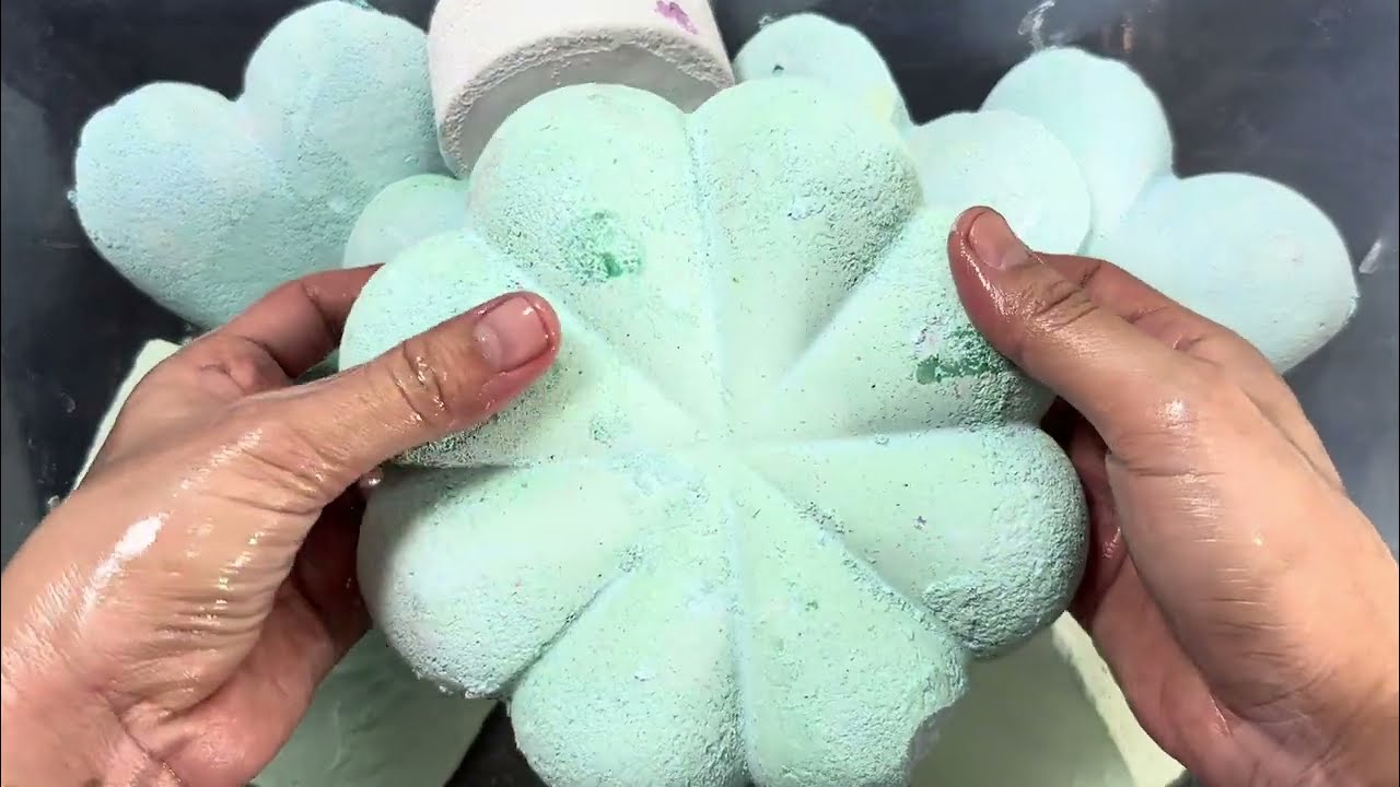 Reformed Chalk | sifting ~ satisfying video