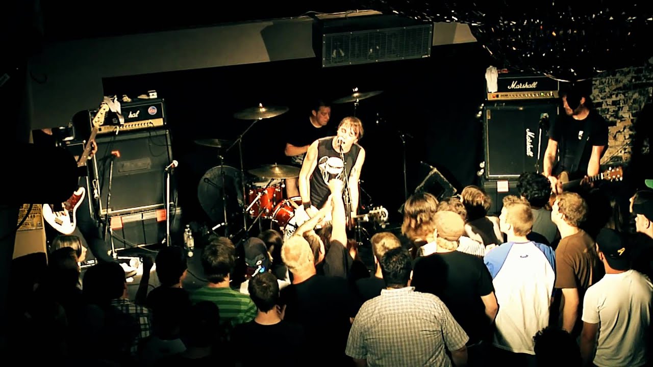 The Flatliners - Mastering The World's Smallest Violin (Live at The Wax