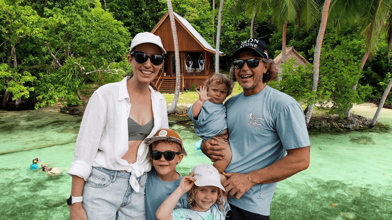 Our simple off grid island life - discover beauty in the lagoon
