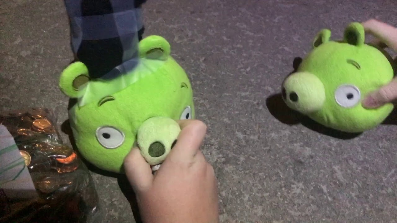 Piggy Tales - 4th Street | Cops n’ Robbers (плюшевая версия)