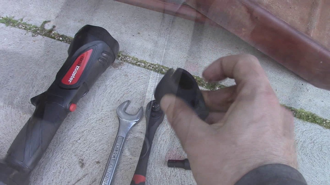 Ford Ranger 3.0 Oxygen Sensor Locations and Tools Needed
