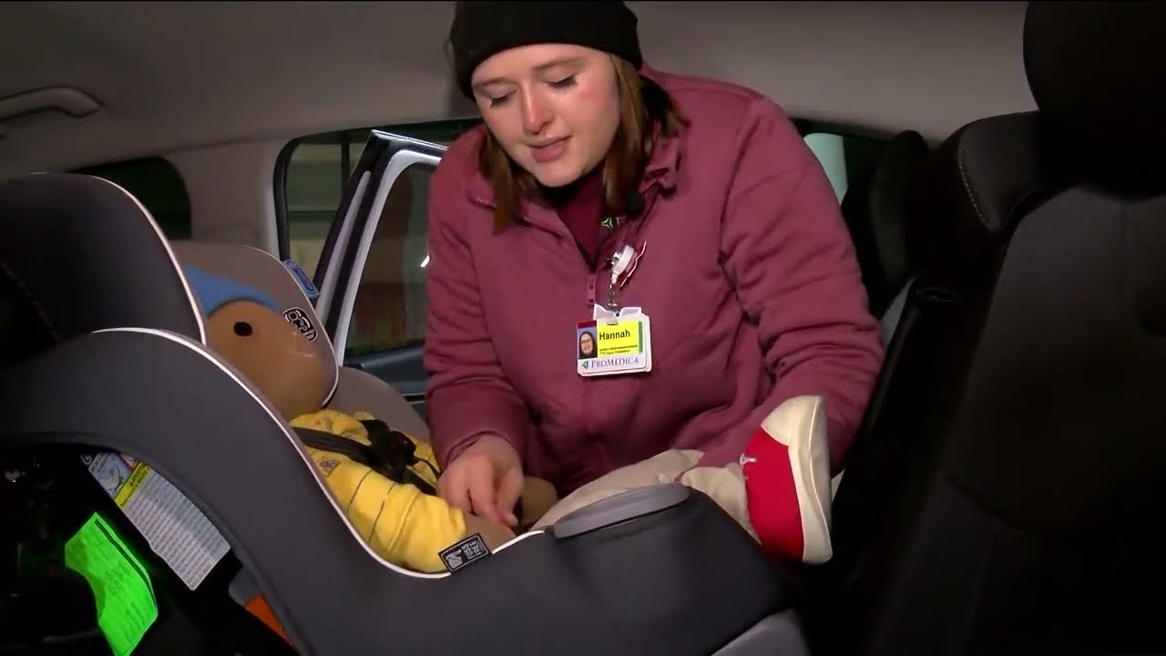 Should children wear winter coats in a car seat?