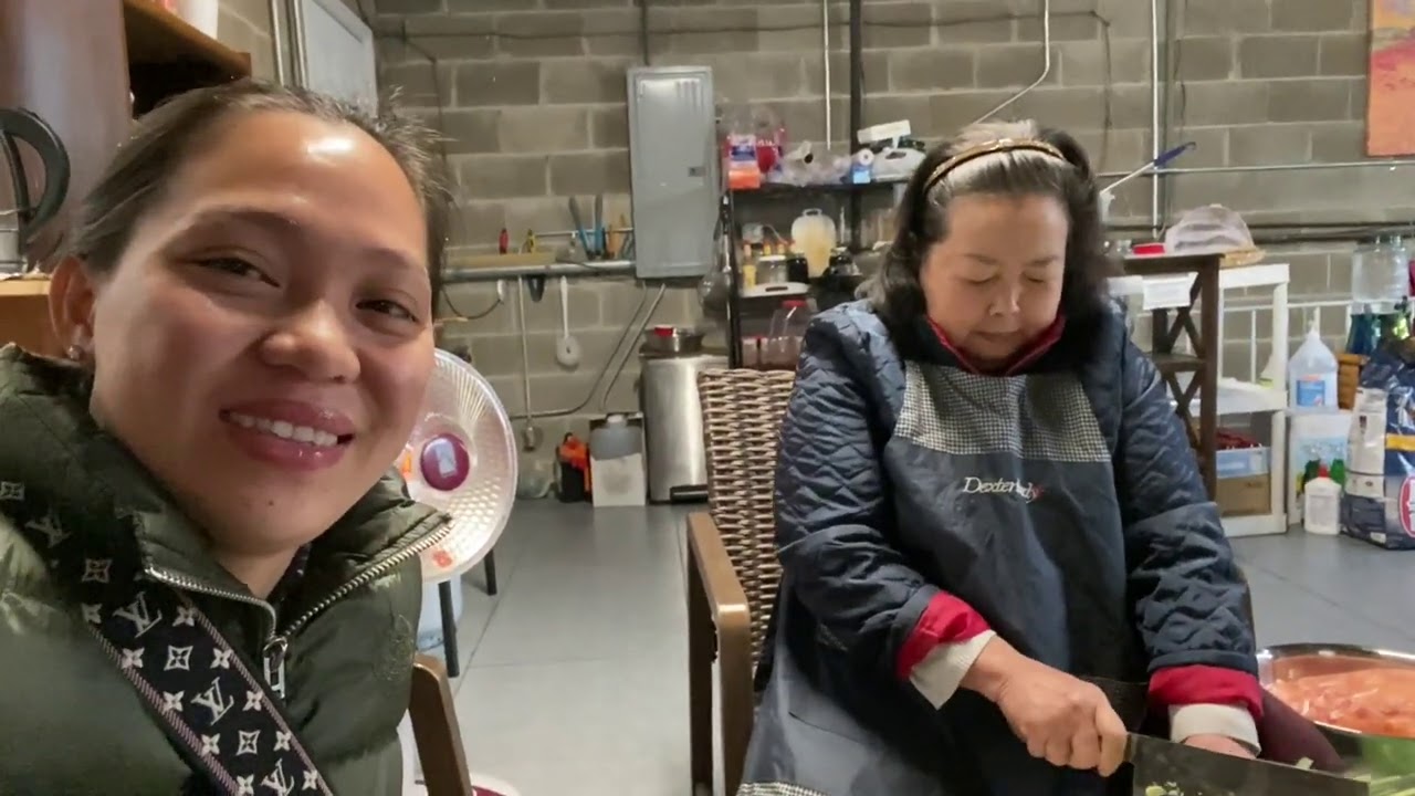 Vlog 1174 ll CÔ CHÁU ĐI SHOPPING- ĂN BÚN BÒ- SINH HOẠT GIA ĐÌNH SIÊU VUI