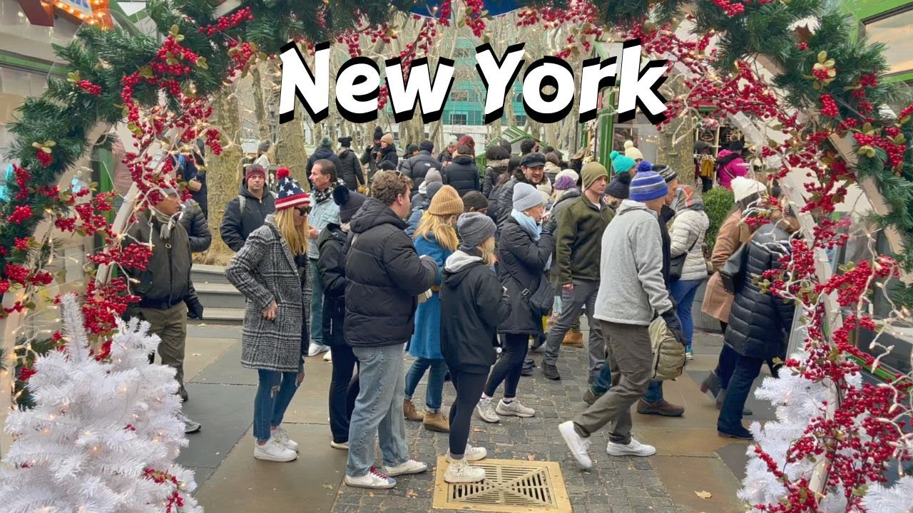 Walking Through Manhattan - Countdown December 2022 In New York City
