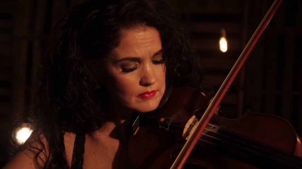 Al Green- How Can You Mend A Broken Heart- violin cover by Susan Holloway Classical Crossover Artist