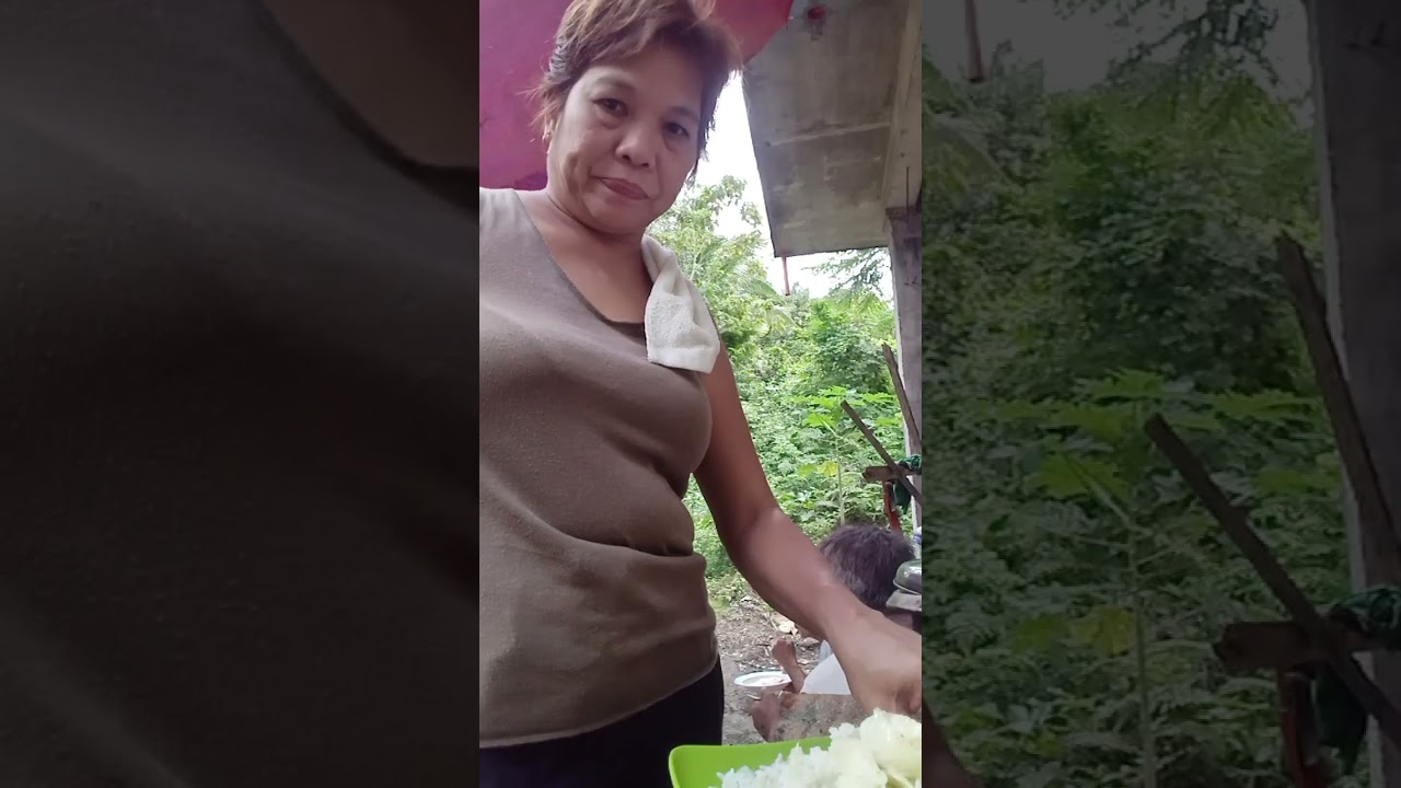 Nandito po Tayo sa pinapagawang Bahay ng anak ko Kumain.