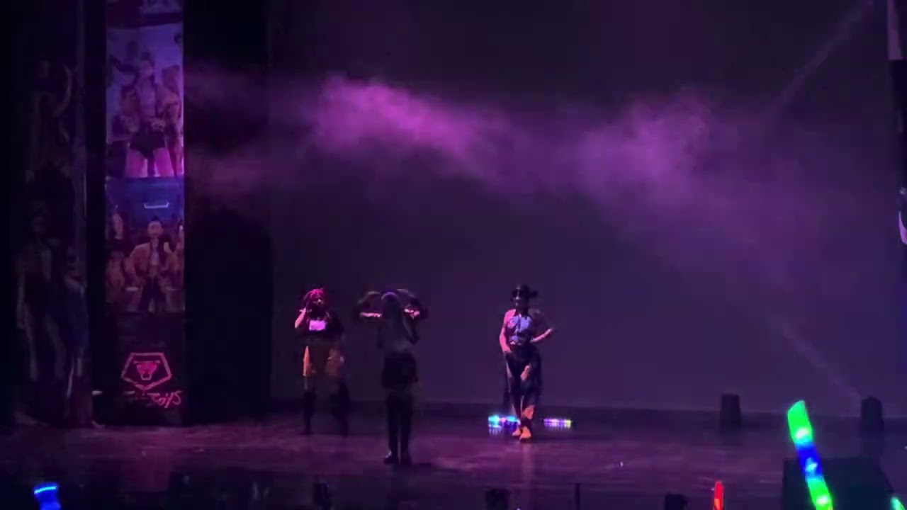 Video de presentación de las guerreras k-pop en Torreón (no tengo los derechos de la música ) 1