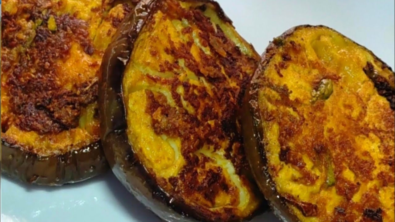Baigan Bhaja / Baigan Tawa Fry Recipe | ऐसी बनेगी कि सब उंगलियां चाटते रह जाएंगे | BrinjalFry Recipe
