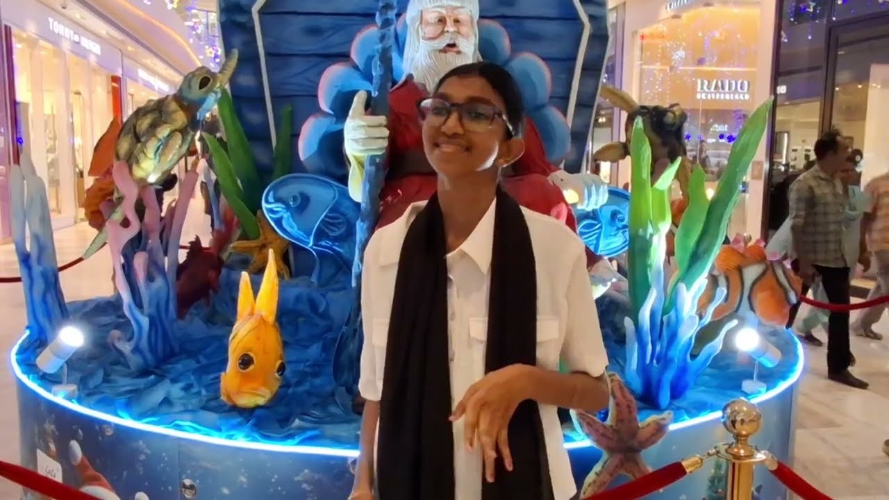 ഒരു ക്രിസ്തുമസ് രാത്രിയിൽ @ലുലു 