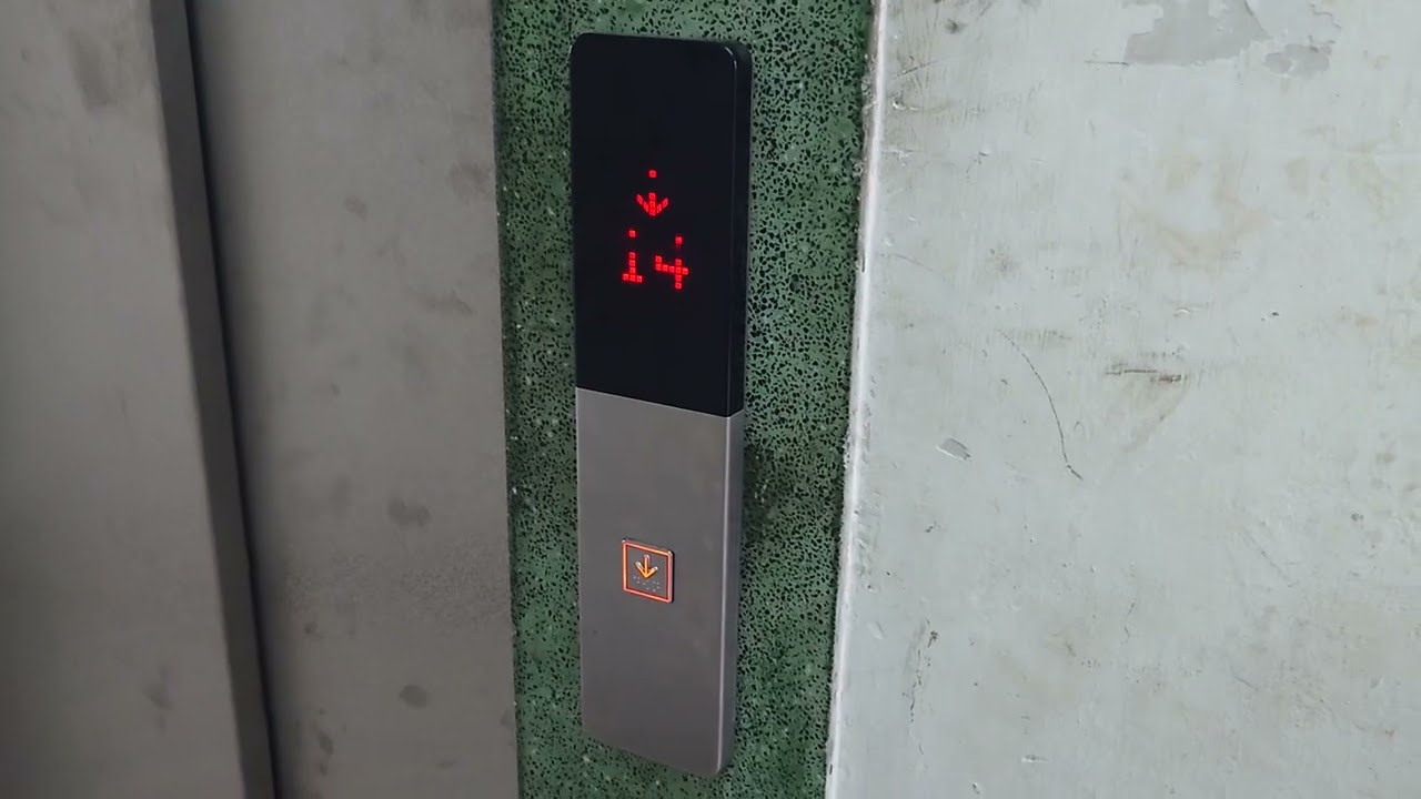 [更新後廣日] 荃灣天保大廈日立升降機
