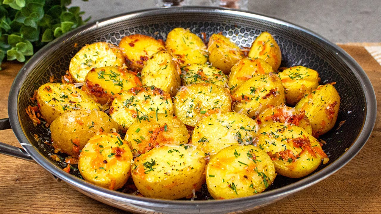 Такой вкусной картошки я еще никогда не ела! Быстрый и невероятно простой рецепт!
