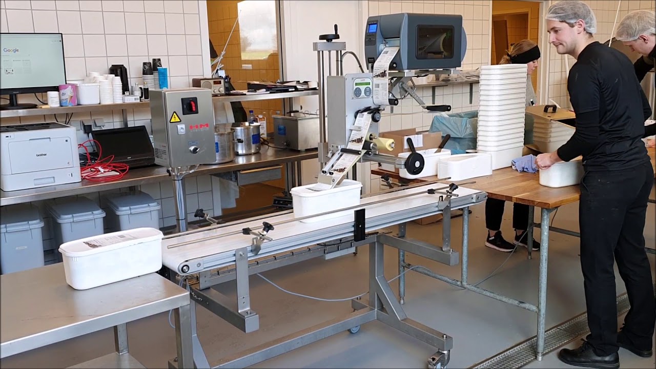 HM 300 labeller and M-class printer at gourmet ice cream facility